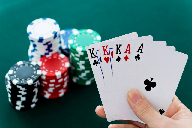 Tips on how to Deal With A Very Unhealthy Online Casino